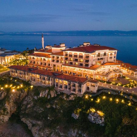 Birun Ada Hotel Burgazada Екстер'єр фото