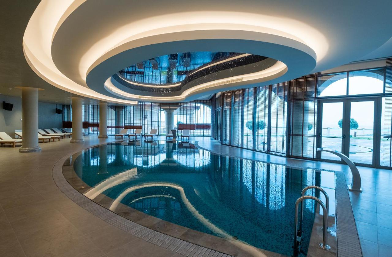 Birun Ada Hotel Burgazada Екстер'єр фото